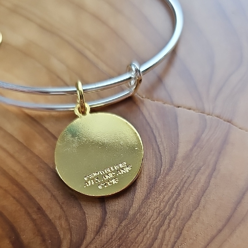 Alex And Ani Silver & Gold Harry Potter Charm Bracelet-NWOT Hard To Find ❤️ - Picture 3 of 3
